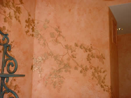 Fresco wall finish with hand painted ivy.